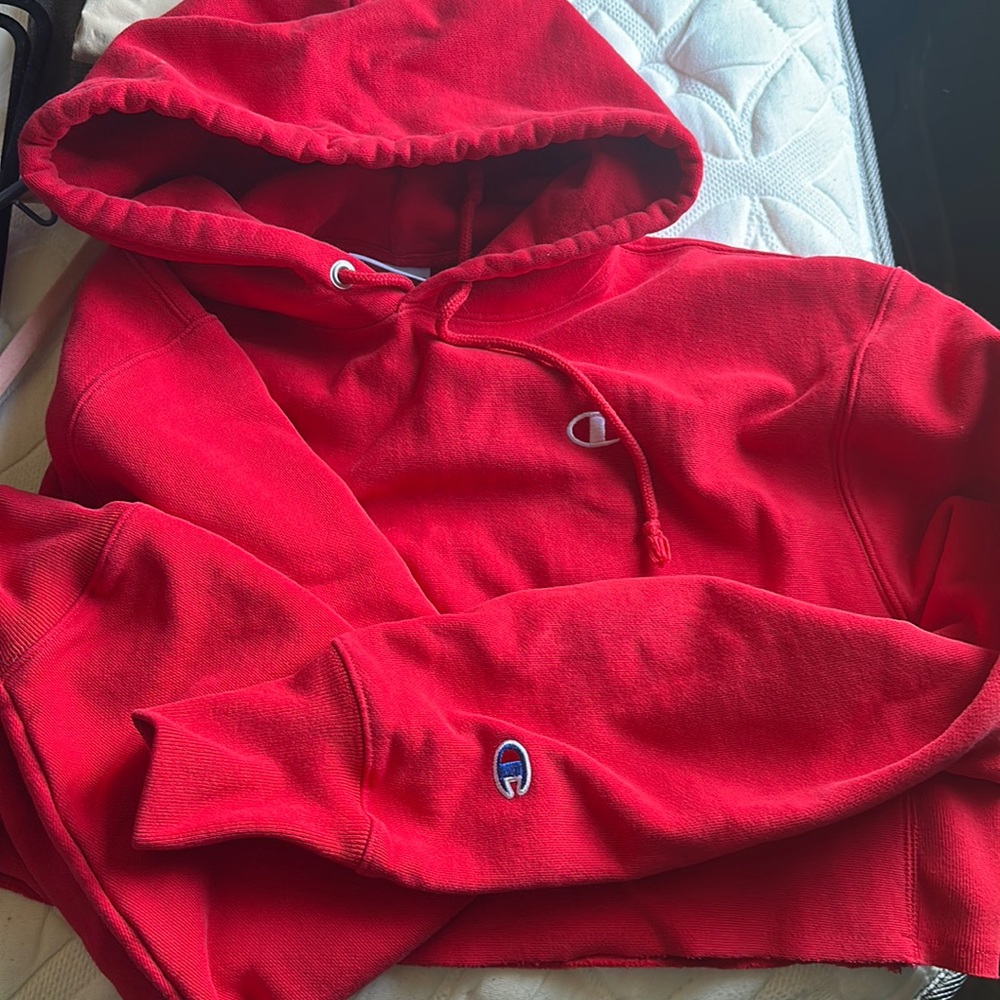 Champion crop like new size M